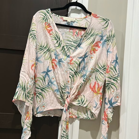 Lovestitch Spring
Ramona Size - Medium - Picture 2 of 4